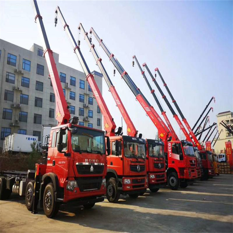 海口租专业吊车电话