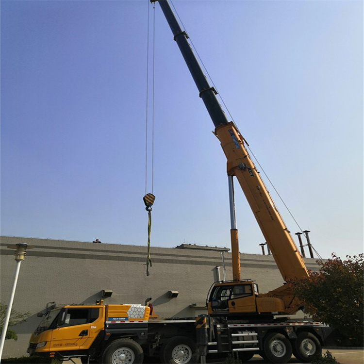 海口 选择汽车吊租赁的秘诀与联系方式指南