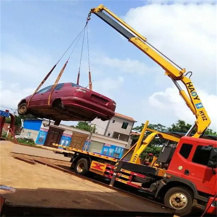 海口吊车救援小汽车怎么吊